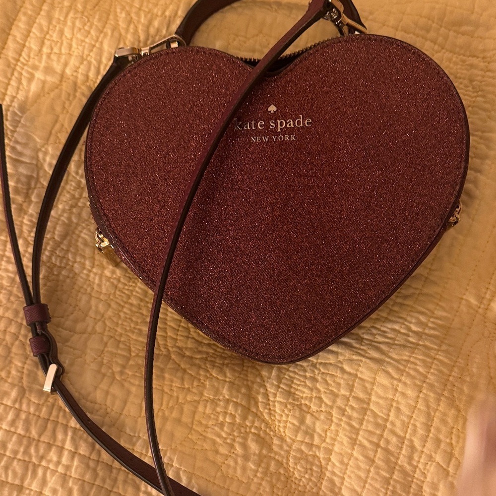 kate spade Glitter Heart Crossbody Bag in Wine